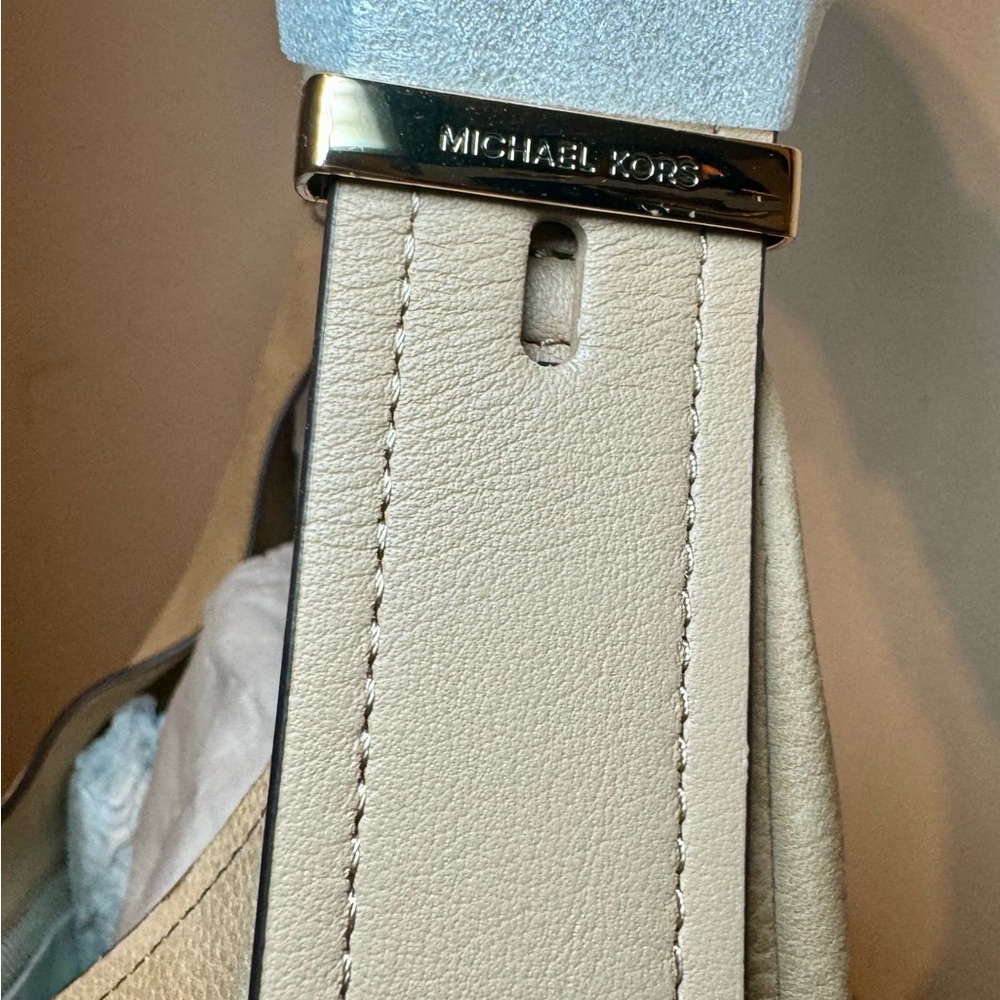 Michaell Kors Nolita Large NWT - Picture 9 of 14